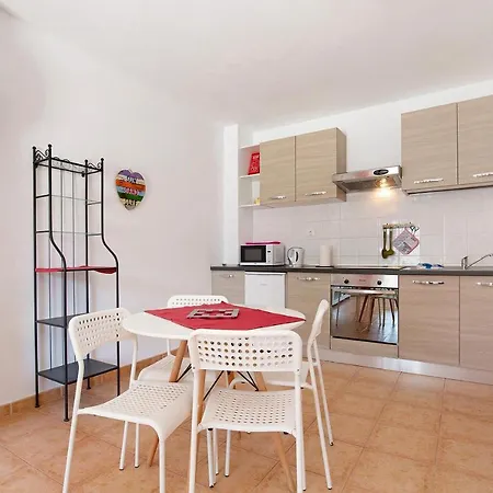 Corralejo La Casita Roja Apartment